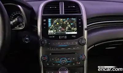 Chevrolet Malibu 2015 2.0 Автомат в Москве № 42340, миниатюра 2