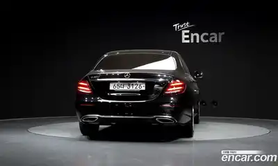 Mercedes-Benz E-Class 2018 2.0 Автомат в Москве № 427644, миниатюра 4