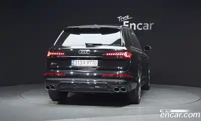 Audi SQ7 2023 4.0 Автомат в Москве № 428488, миниатюра 4