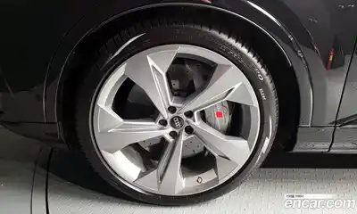 Audi SQ7 2023 4.0 Автомат в Москве № 428488, миниатюра 5