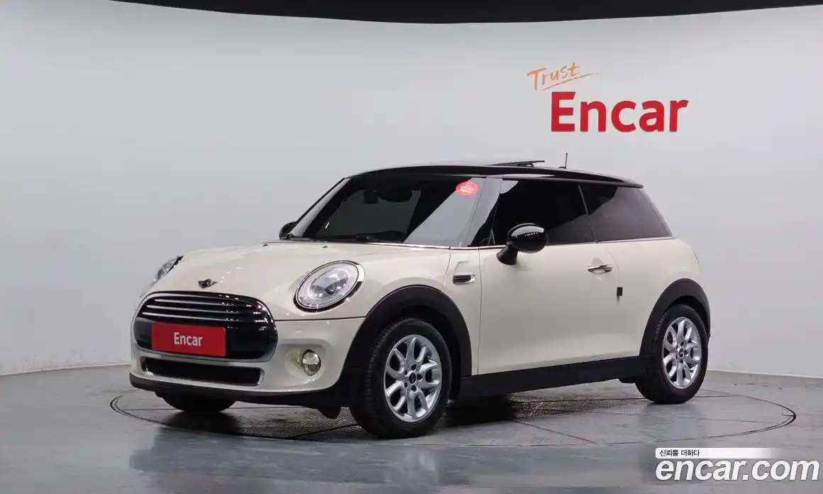 Mini Cooper 2014 1.5 Автомат в Москве № 432147, фото 1