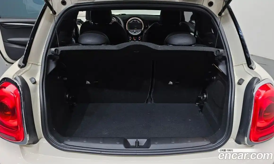 Mini Cooper 2014 1.5 Автомат в Москве № 432147, фото 20