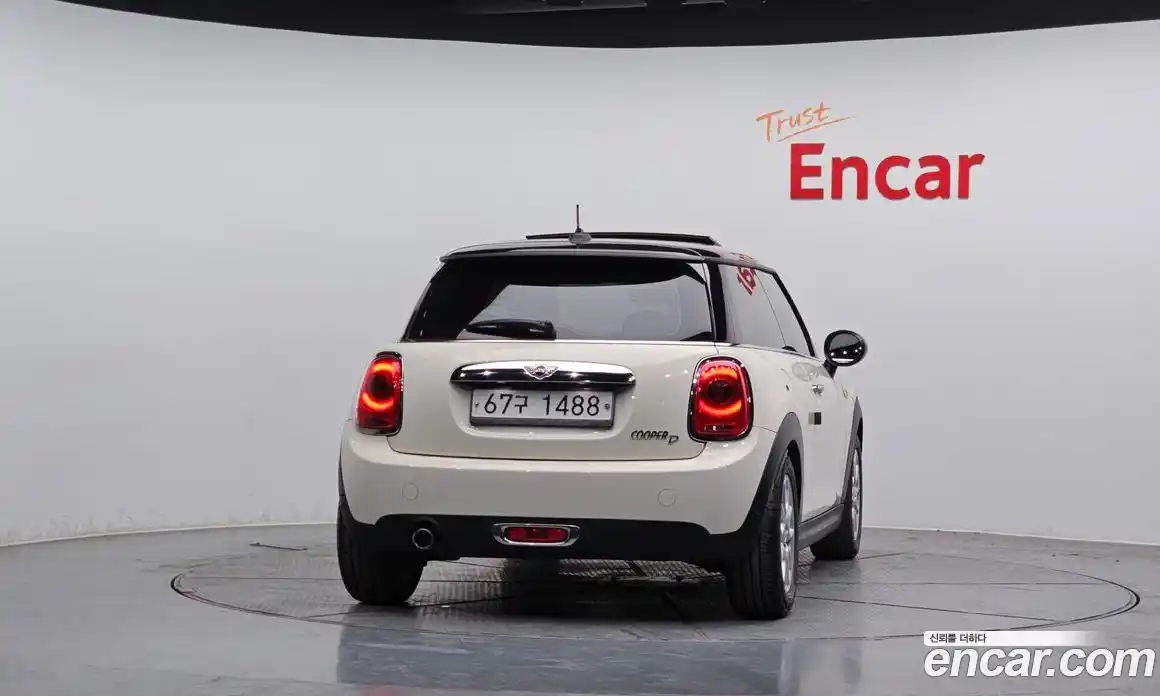 Mini Cooper 2014 1.5 Автомат в Москве № 432147, фото 4