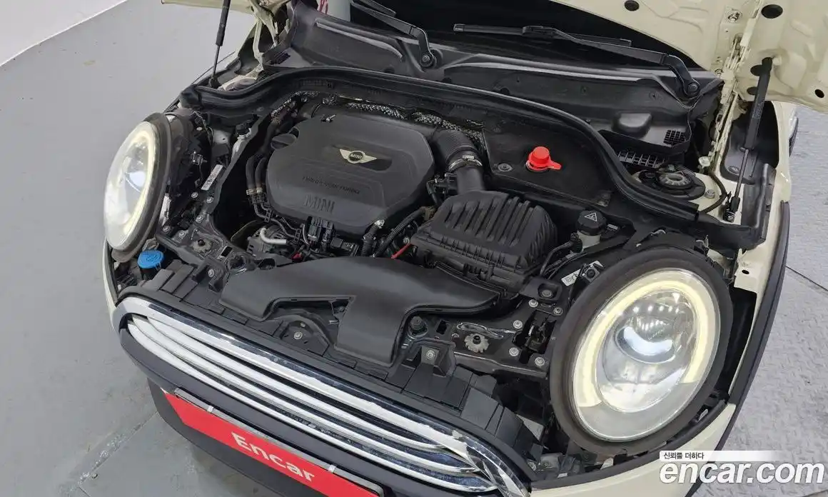 Mini Cooper 2014 1.5 Автомат в Москве № 432147, фото 6