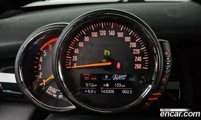 Mini Cooper 2014 1.5 Автомат в Москве № 432147, миниатюра 8