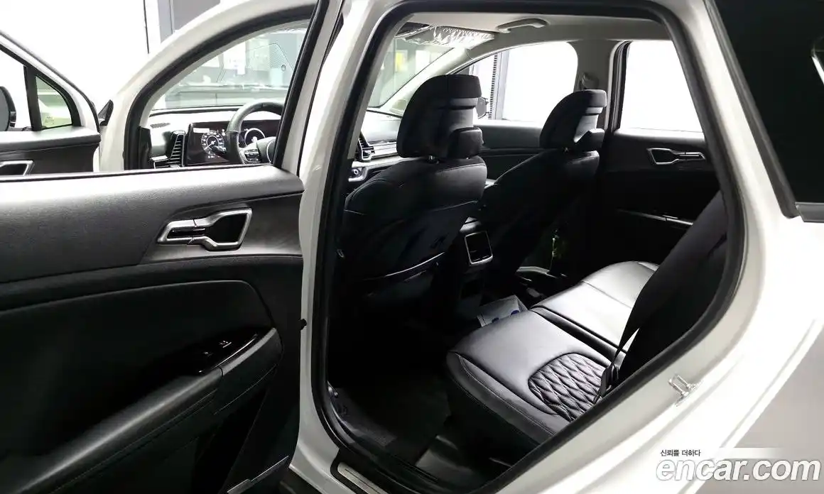 Kia Sportage 2022 1.6 Автомат в Москве № 451623, фото 11