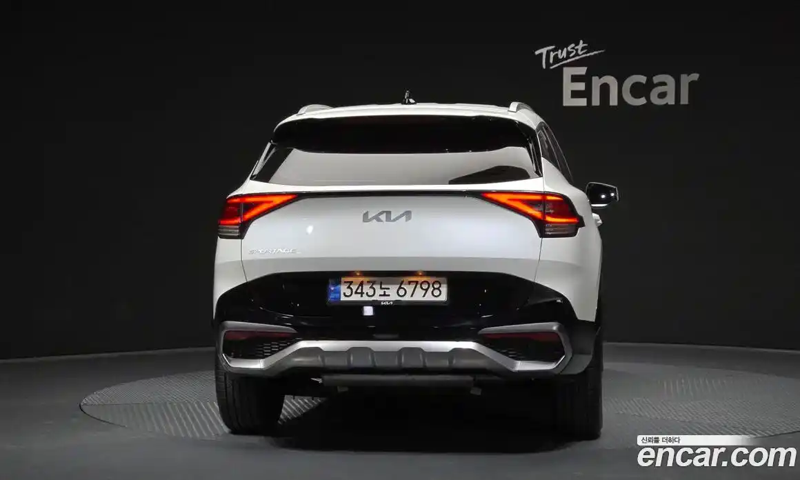 Kia Sportage 2023 1.6 Автомат в Москве № 452648, фото 4