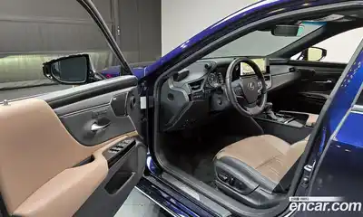 Lexus ES 2026 2.5 Автомат в Москве № 456094, миниатюра 11