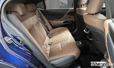 Lexus ES 2026 2.5 Автомат в Москве № 456094, миниатюра 12