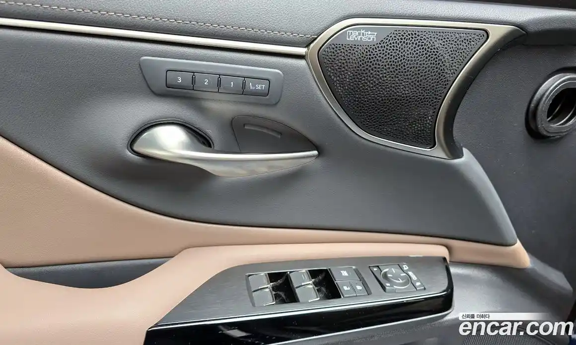 Lexus ES 2026 2.5 Автомат в Москве № 456094, фото 17