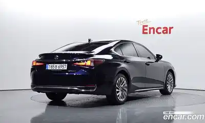 Lexus ES 2026 2.5 Автомат в Москве № 456094, миниатюра 2