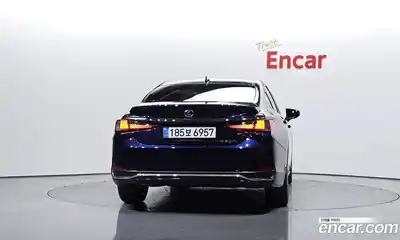 Lexus ES 2026 2.5 Автомат в Москве № 456094, миниатюра 4