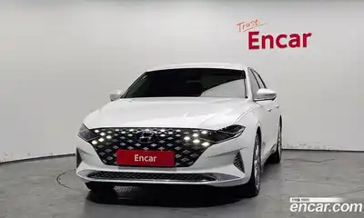 Hyundai Grandeur 2023 2.4 Автомат в Москве № 45833, миниатюра 3