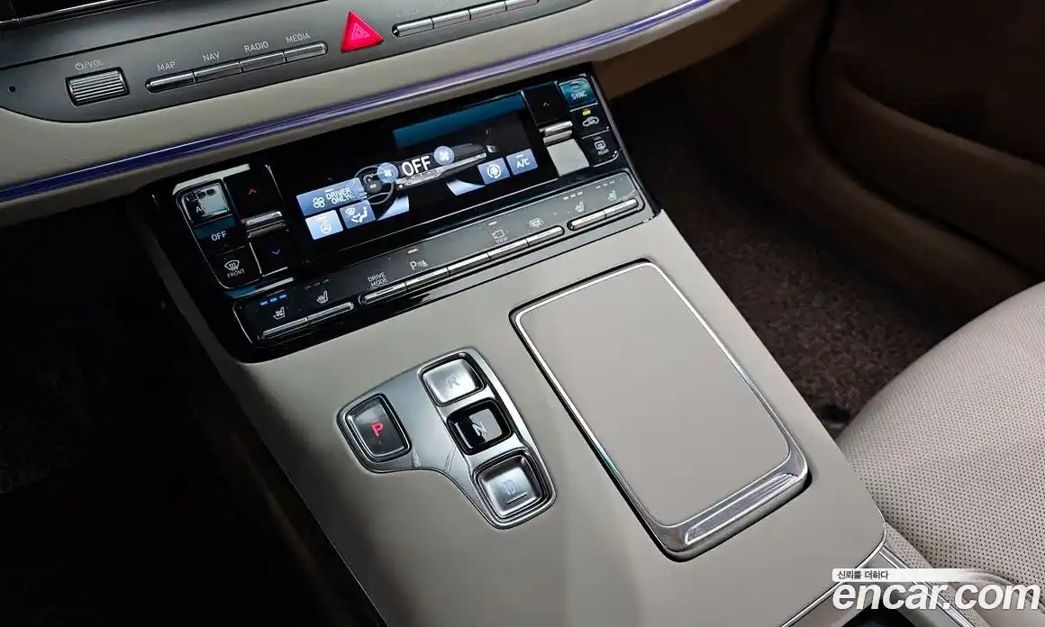 Hyundai Grandeur 2023 2.4 Автомат в Москве № 45833, фото 9