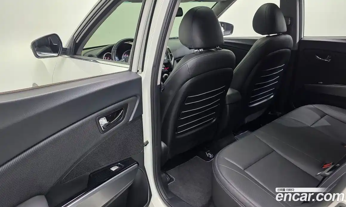 SsangYong TIBOLI 2018 1.6 Автомат в Москве № 462399, фото 18