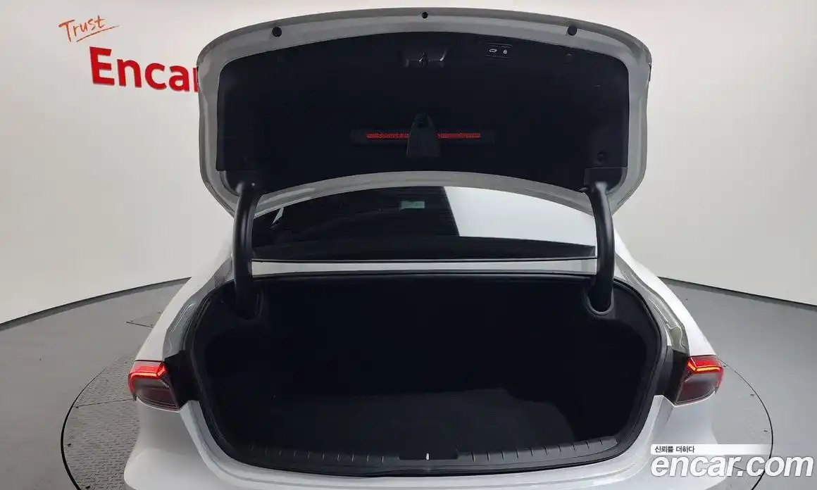 Hyundai Grandeur 2020 2.5 Автомат в Москве № 46364, фото 14