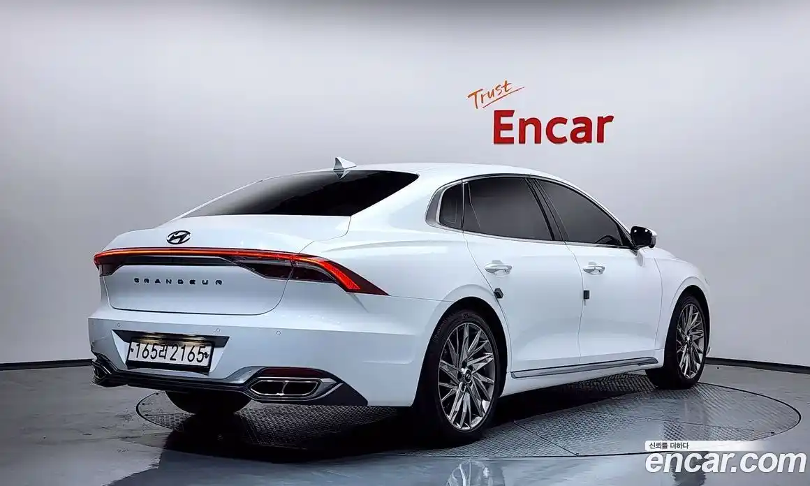 Hyundai Grandeur 2020 2.5 Автомат в Москве № 46364, фото 15