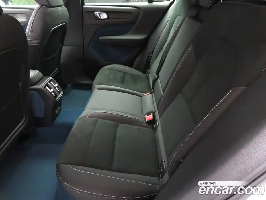 Volvo C40 2024 0.2 Автомат в Москве № 470067, фото 9