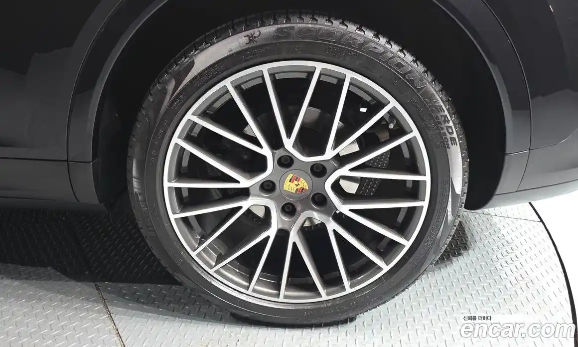 Porsche Cayenne 2020 3.0 Автомат в Москве № 470483, фото 4