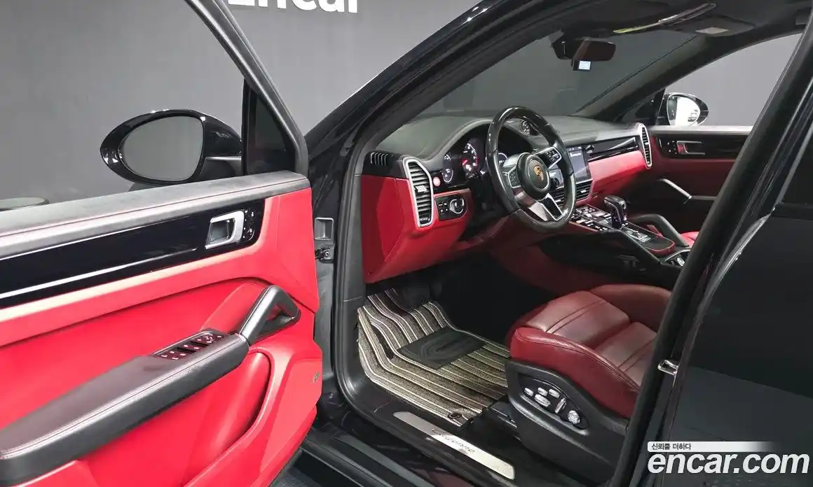 Porsche Cayenne 2020 3.0 Автомат в Москве № 470483, фото 9