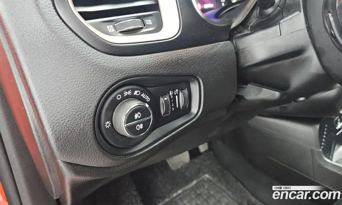 Jeep Renegade 2017 2.4 Автомат в Москве № 472733, фото 18