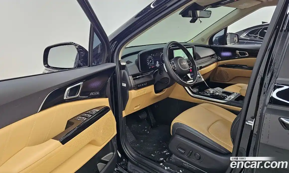 Kia Canival 2023 3.5 Автомат в Москве № 50325, фото 13