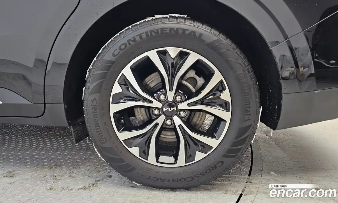 Kia Canival 2023 3.5 Автомат в Москве № 50325, фото 15