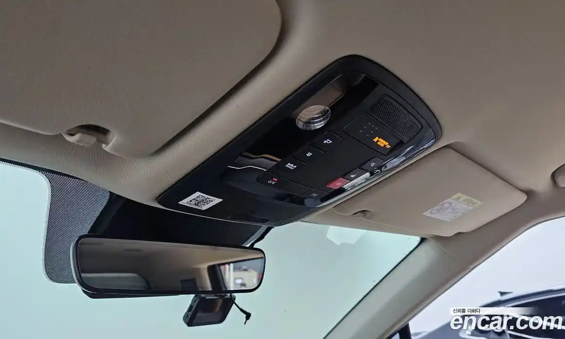 Kia Canival 2023 3.5 Автомат в Москве № 50325, фото 18