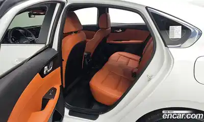 Kia K3 2023 1.6 Автомат в Москве № 60772, миниатюра 2