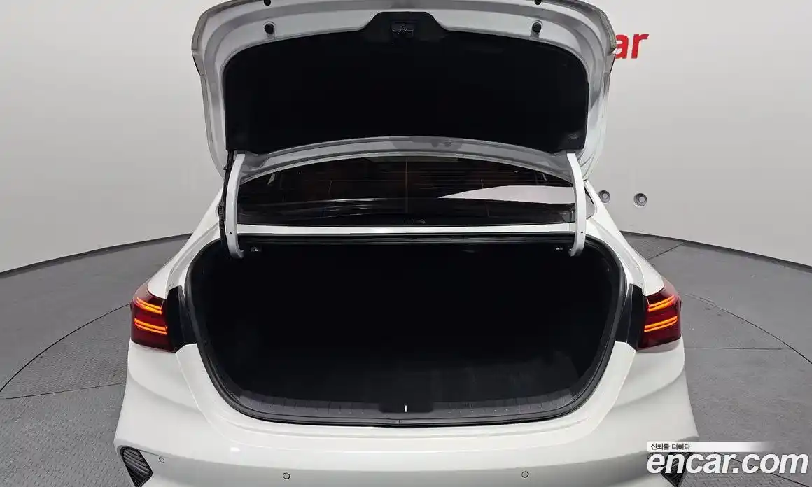 Kia K3 2023 1.6 Автомат в Москве № 60772, фото 5