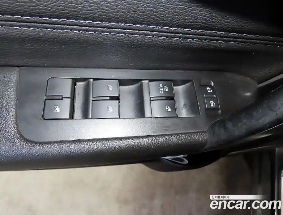 Chevrolet Captiva 2015 2.0 Автомат в Москве № 76520, фото 13