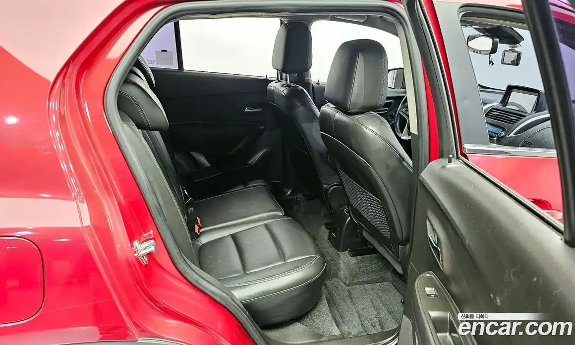 Chevrolet Trax 2015 1.4 Автомат в Москве № 84668, фото 17