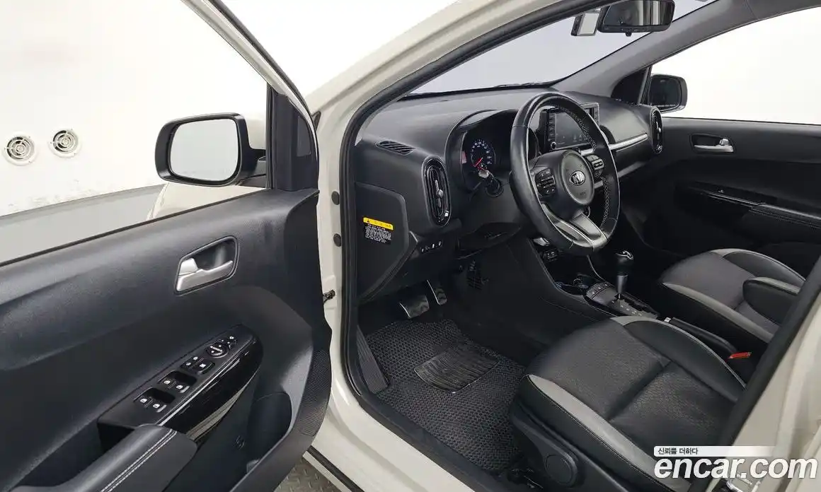 Kia Morning 2018 1.0 Автомат в Москве № 102875, фото 15