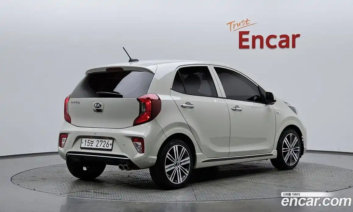 Kia Morning 2018 1.0 Автомат в Москве № 102875, фото 9