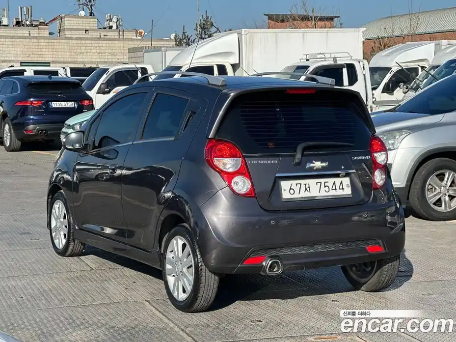 Chevrolet Spark 2014 1.0 Автомат в Москве № 104673, фото 12