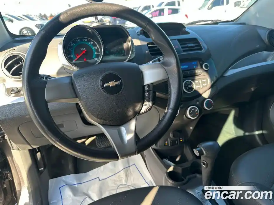 Chevrolet Spark 2014 1.0 Автомат в Москве № 104673, фото 13