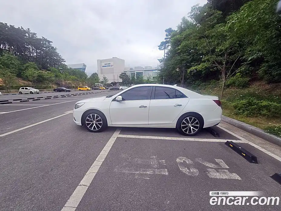 Chevrolet Malibu 2015 2.0 Автомат в Москве № 105472, фото 2