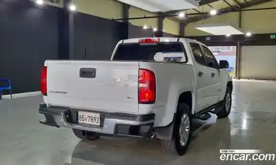 Chevrolet Colorado 2022 3.6 Автомат в Москве № 105740, миниатюра 2
