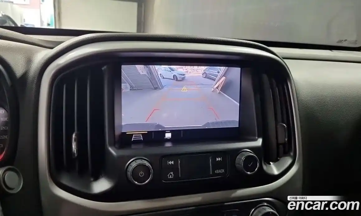 Chevrolet Colorado 2022 3.6 Автомат в Москве № 105740, фото 9