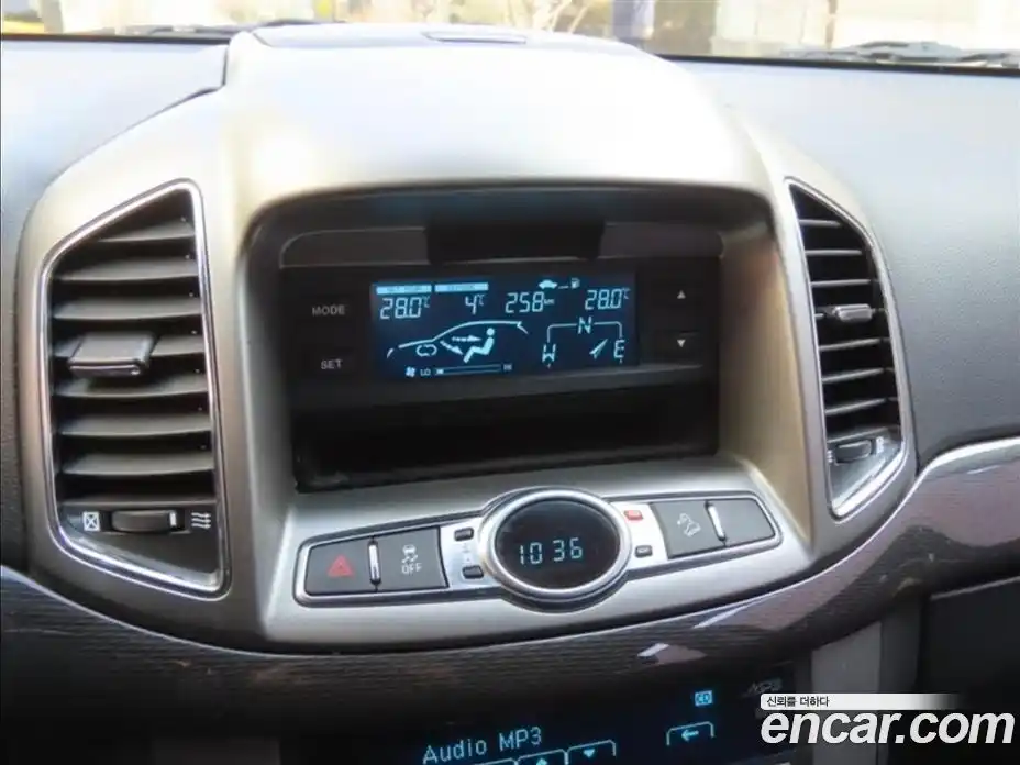 Chevrolet Captiva 2015 2.0 Автомат в Москве № 105797, фото 6