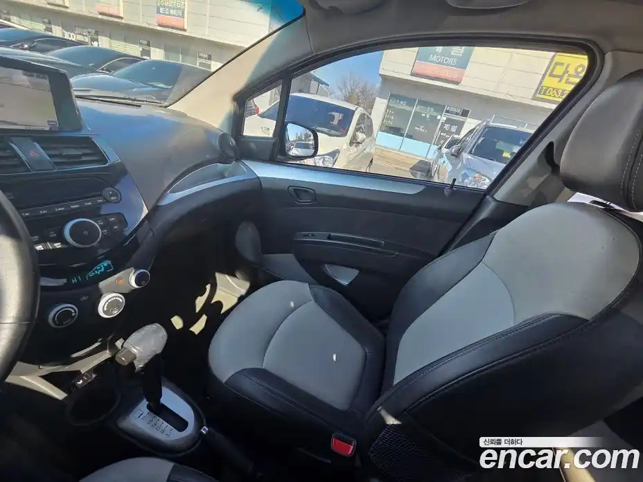 Chevrolet Spark 2012 1.0 Автомат в Москве № 105838, фото 11