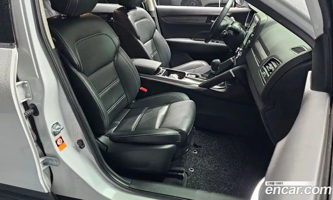 Renault QM6 2023 2.0 Автомат в Москве № 106090, фото 9