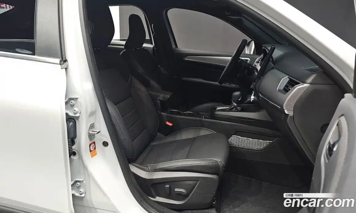 Renault Arkana 2025 1.6 Автомат в Москве № 106510, фото 12