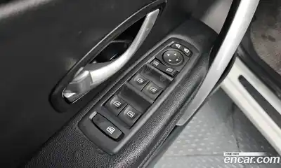 Renault SM3 2011 1.6 Автомат в Москве № 106861, миниатюра 5