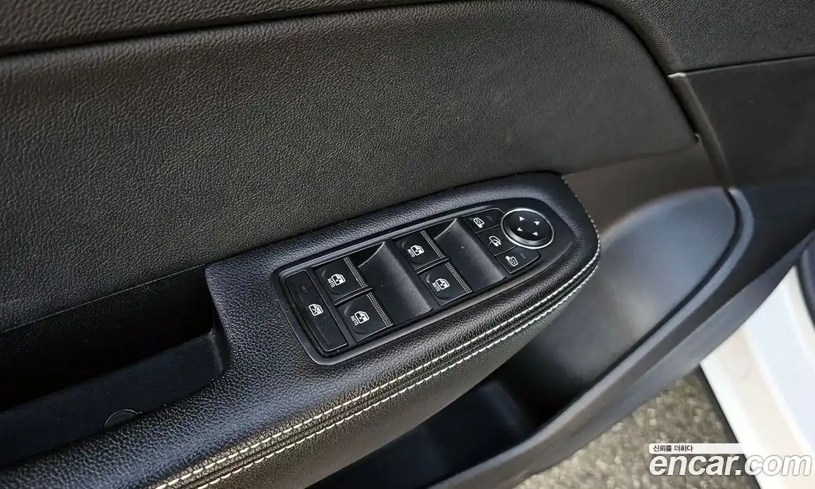 Renault XM3 2023 1.6 Автомат в Москве № 106986, фото 12