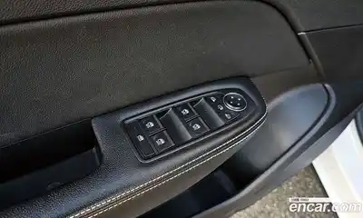 Renault XM3 2023 1.6 Автомат в Москве № 106986, миниатюра 12