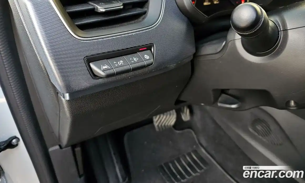 Renault XM3 2023 1.6 Автомат в Москве № 106986, фото 5