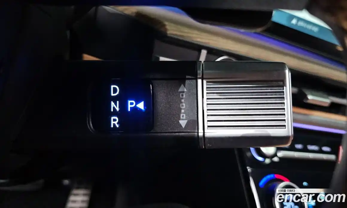 Hyundai Santa Fe 2024 2.5 Автомат в Москве № 108025, фото 6