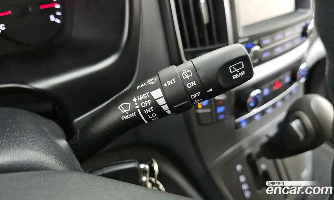 Hyundai Starex 2020 2.4 Автомат в Москве № 108700, фото 17