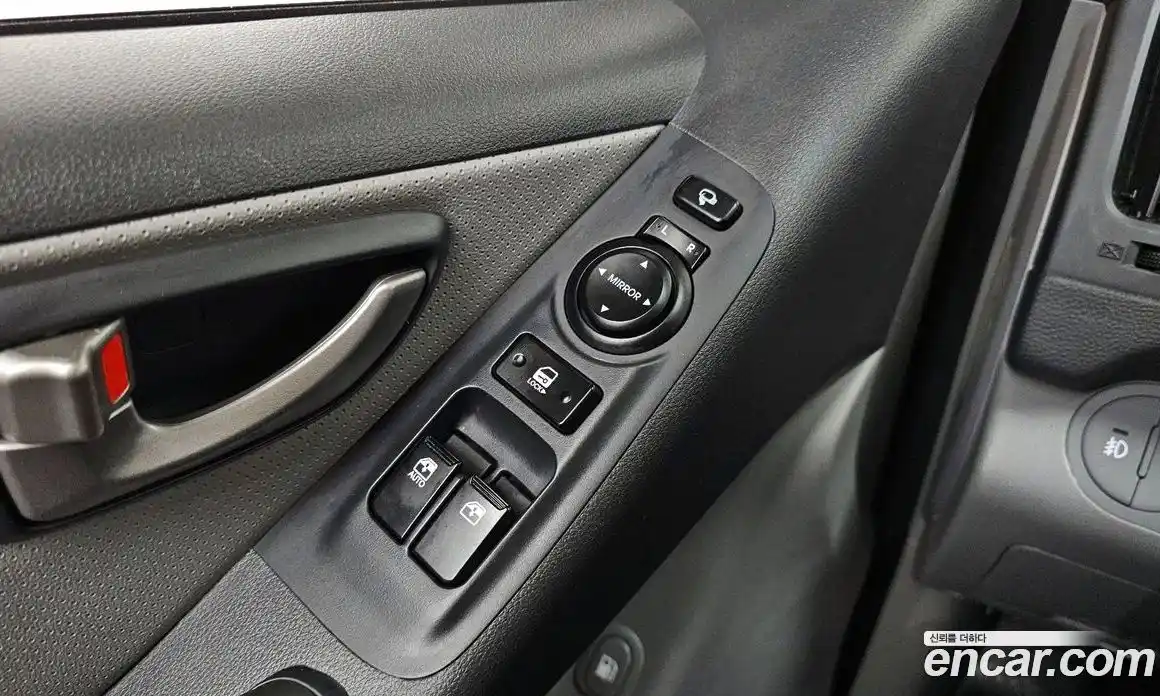 Hyundai Starex 2020 2.4 Автомат в Москве № 108700, фото 18